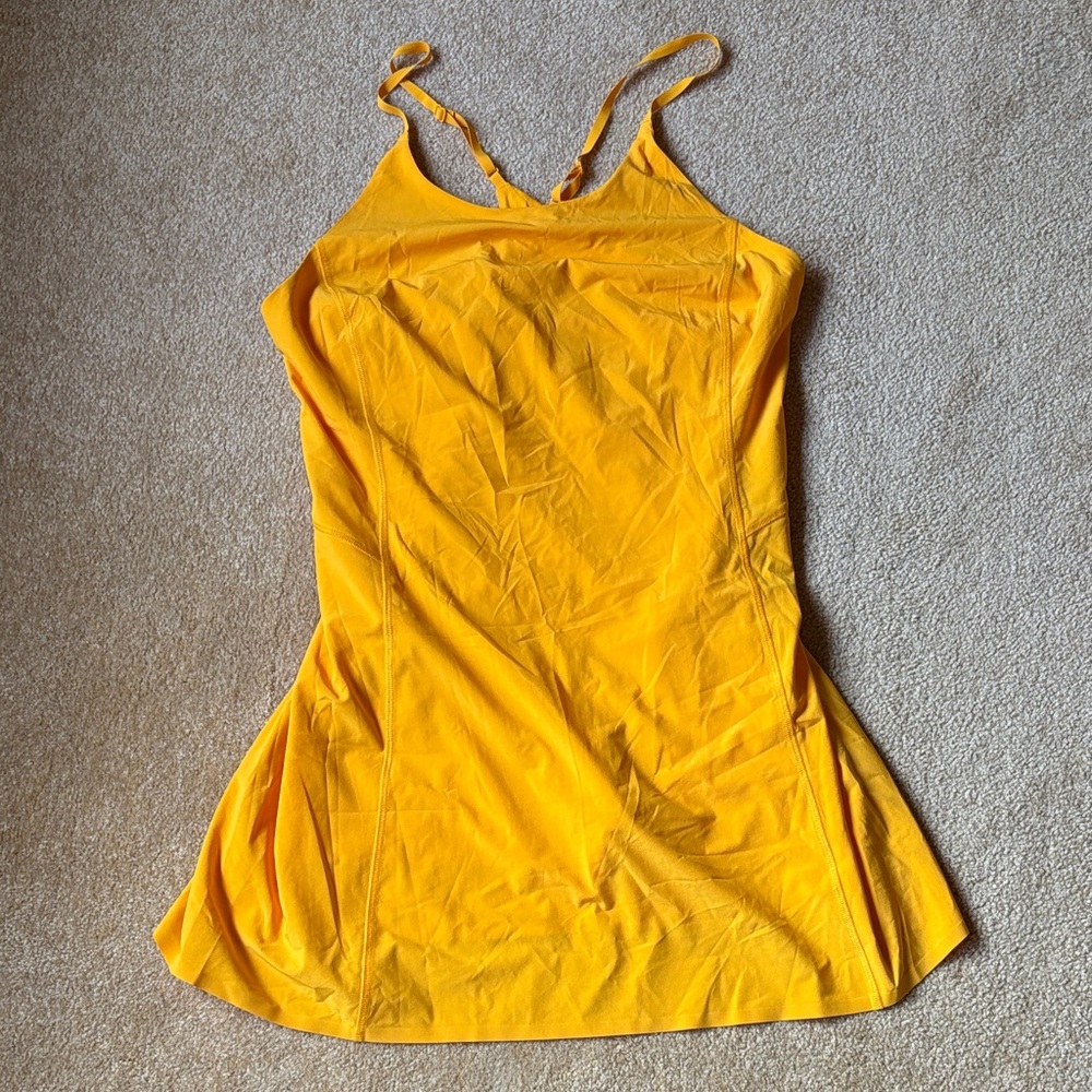 Athleta Infinity Dress in Sunny Yellow built in shorts XL